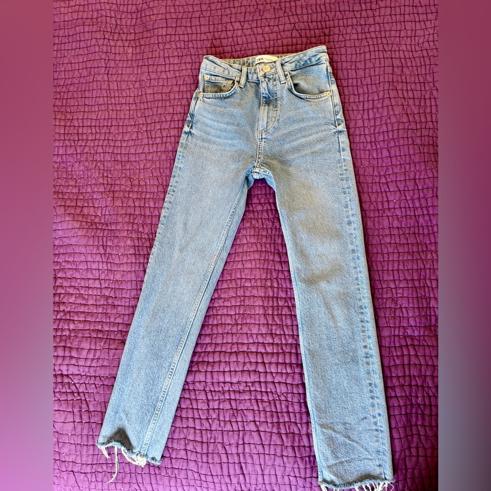 Zara Light Blue Ankle Jeans